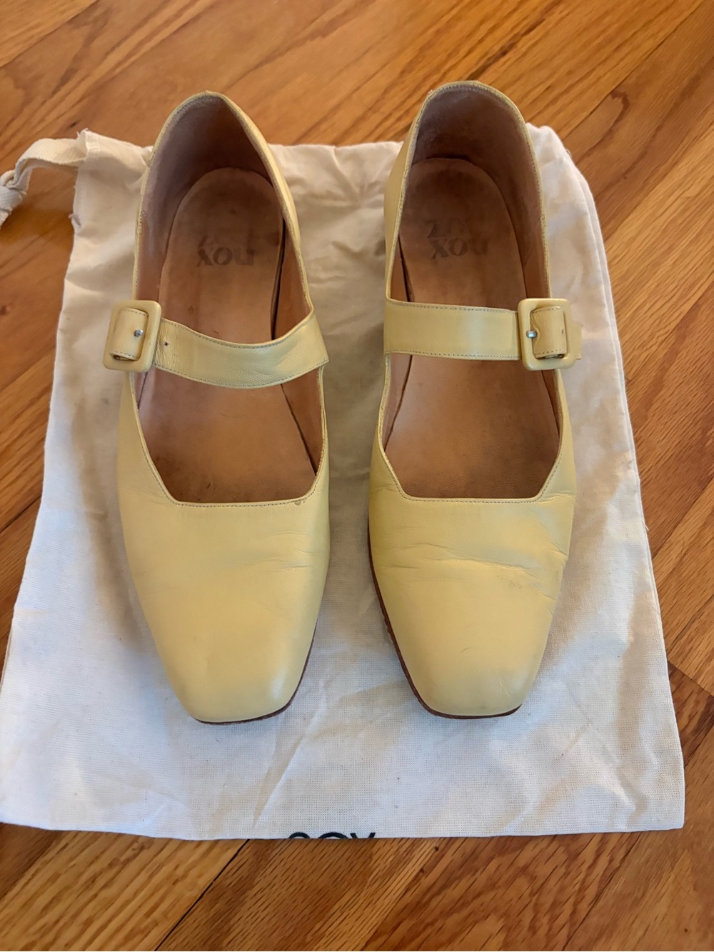 Zou Xou Butter Yellow Mary Jane’s size 9 - Picture 3 of 5